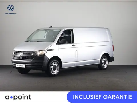 Volkswagen Transporter 2.0 TDI L2H1 32 150PK DSG | Navigatie via app | Parkeersensoren | Trekhaak |