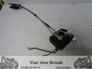 Hyundai i10 5 deurs 2008-2013 Deurslot linksvoor