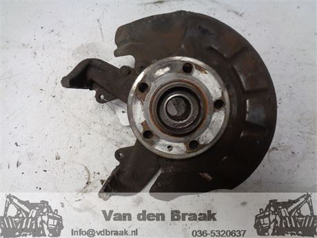 Volkswagen Polo 6R 1.2 TDi 2009-2014 Fusee links voor