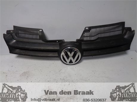 Volkswagen Golf 2003-2008 Grille