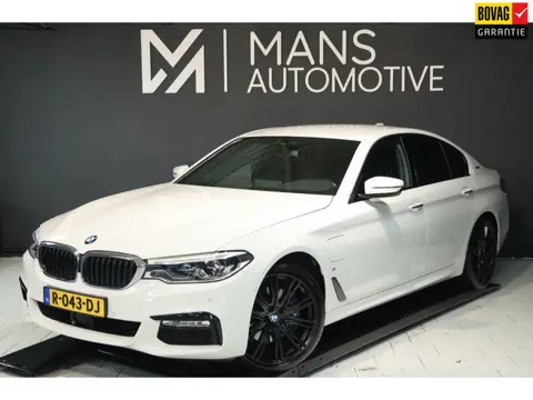 BMW 5-serie 530e M Sport / HUD / ACC / LIVE COCKPIT / DEALER SERVICE / STOELVERW