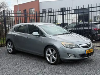 Opel Astra 1.6 Turbo Sport CLIMA!NAVI!6BAK!LEUKE AUTO!