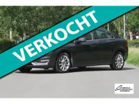 Volvo S60 1.6 T4 Summum 179 pk Automaat / Vol opties / Leder interieur / Navigatie / Airco met clima
