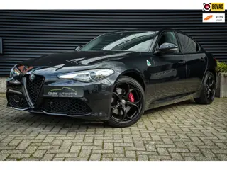 Alfa Romeo Giulia 2.0 Turbo Q4 Veloce AWD | ACC | Navigatie | Camera | Leder | Sportstoelen| Winter 