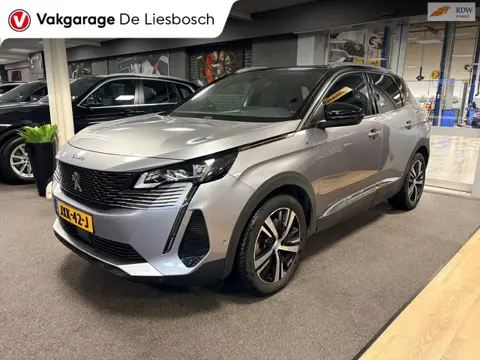 Peugeot 3008 1.6 HYbrid 225 GT / Cruise-control / camera /