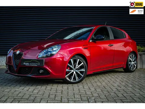 Alfa Romeo Giulietta 1.750 Turbo Veloce | Rosso Competizione | Clima | CC | Navi | Xenon | Sportstoe