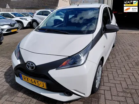 Toyota Aygo 1.0 VVT-i x-fun