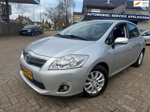 Toyota Auris 1.8 Full Hybrid Aspiration AUTOMAAT *CLIMA*CRUISE*ELEKTR. PAKKET*LM. VELGEN*