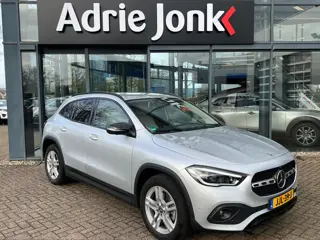 Mercedes-Benz GLA-klasse 250 e AMG Line AUTOMAAT | TREKHAAK | HYBRIDE | PARKEER ASSISTENT | 360gr CA