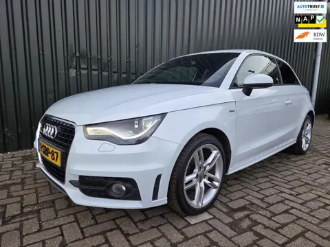 Audi A1 1.2 TFSI 2X S line NL AUTO