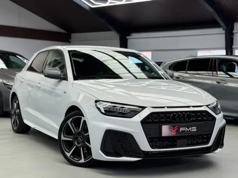 Audi A1 Sportback 40 TFSI 3x S-Line CarPlay 207pk