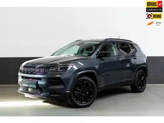 Jeep Compass 4xe 190 Plug-in Hybrid Electric Night Eagle, Apple, camera ect.