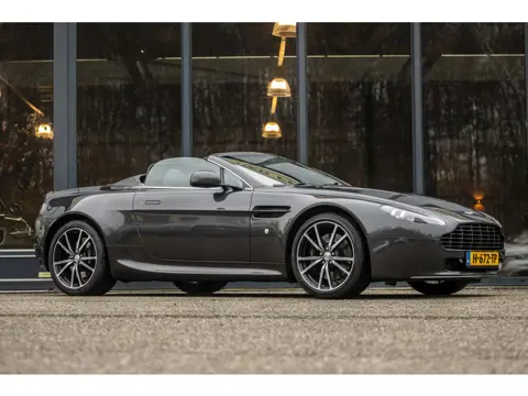 Aston Martin V8 Vantage Roadster 4.7 V8 N420 Sportshift