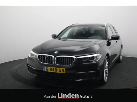 BMW 5 Serie Touring 520d Executive Edition 190 PK | Ambianceverlichting | Leer | Led | Navigatie