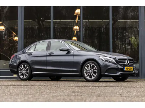 Mercedes-Benz C-Klasse 350 e Lease Edition (bj 2015)