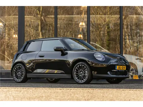 MINI Cooper E Essential XS 40.7 kWh (bj 2026, automaat)