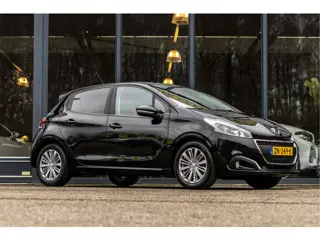 Peugeot 208 1.2 PureTech Signature (bj 2019)