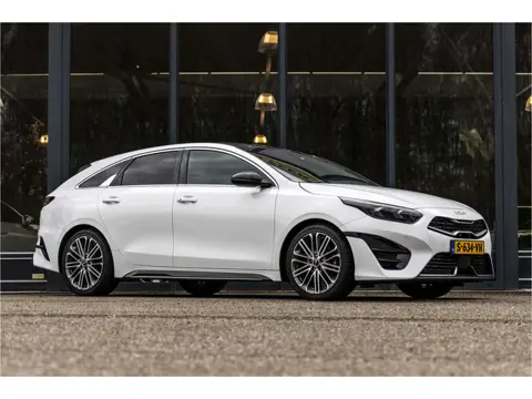 Kia ProCeed 1.5 T-GDi GT-PlusLine (bj 2023, automaat)