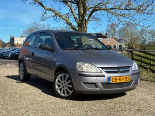 Opel Corsa 1.2-16V Rhythm | 13-04-2027 apk met Cruise nu € 1.450,-!!!!