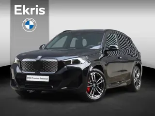 BMW iX1 eDrive20 | M Sportpakket Pro | Panodak | Head-Up | Trekhaak | Harman Kardon | Elektr. Stoele