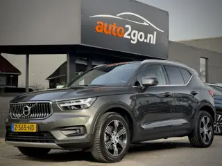 Volvo XC40 2.0 T4 INSCRIPTION PANODAK LEDER NAVI HARMAN KARDON LED LMV PDC