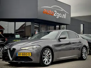 Alfa Romeo Giulia 2.2 SUPER 180PK Aut8 LEDER NAVI AIRCO LED LMV PDC