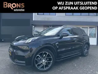 Lynk & Co 01 1.5 zwart l sidebar l camera