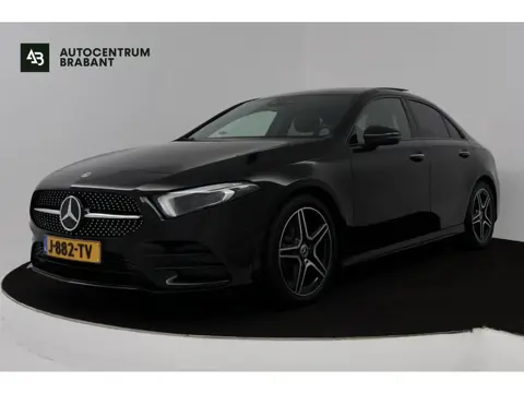Mercedes-Benz A-klasse 200 Business Solution AMG (PANORAMADAK, STOELVERWARMING, ACHTERUITRIJCAMERA, 