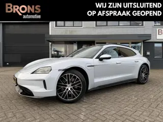 Porsche Taycan Sport Turismo Black Edition 105 kWh Pano l Massage l bijrijders scherm