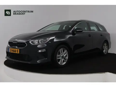 Kia Ceed Sportswagon 1.0 T-GDi DynamicLine (TREKHAAK, SENSOREN, CARPLAY, LANE-ASSIST, CRUISE CONTROL