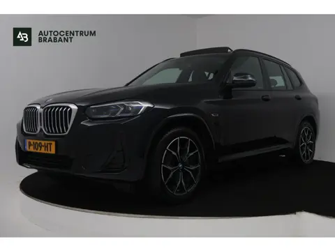 BMW X3 XDrive30e Business Edition Plus M-Sport ( SOH 92%, PANORAMADAK, TREKHAAK, SFEERVERLICHTING, D