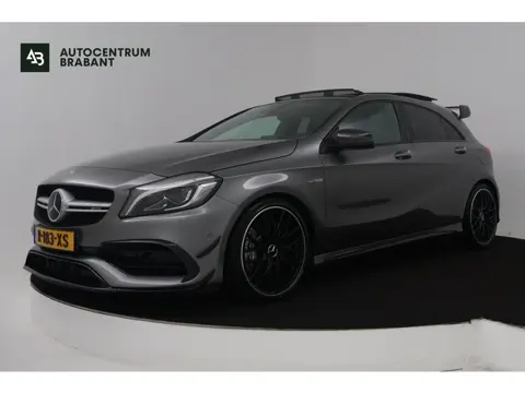 Mercedes-Benz A-klasse AMG 45 4MATIC (PANORAMADAK, AERO PAKKET, KUIPSTOELEN, H/K, STOELVERWARMING, C
