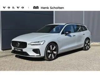 Volvo V60 T6 Plug-in hybrid AWD Plus Dark | Trekhaak | Verwarmbare voorstoelen+stuurwiel+achterbank 