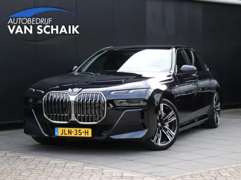 BMW 7-serie 750e xDrive | M SPORT | B&W | MEMORY | PANO |  FOND- THEATER | 4W. STEERING | LEDER | 36