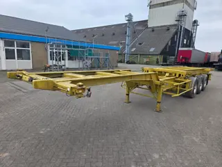 Fruehauf Drum Fruehauf 3-assige container chassis -  Fruehauf assen - Trommelremmen - Bladvering - T