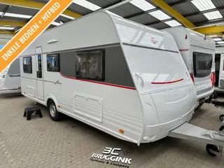 Bürstner Averso Plus 520 TL ENKELE BEDDEN  +  HEFBED