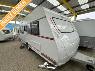 Bürstner Premio 460 TL ENKEL BED VLOERVERWARMING