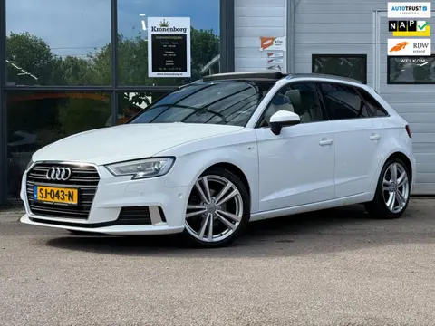 Audi A3 Sportback 1.4 TFSI CoD Sport S Line Edition, PANO, NAP