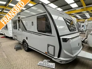 Knaus Sudwind Black Selection 450 FU FRANS BED   1700 KG