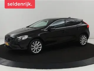 Volvo V40 2.0 T3 Momentum | Origineel NL | Stoelverwarming |  Navigatie | Bluetooth | Climate contro