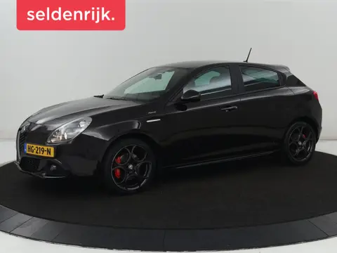 Alfa Romeo Giulietta 1.4 T Sprint | Origineel NL | Automaat |  Alcantara | Navigatie | Climate contr