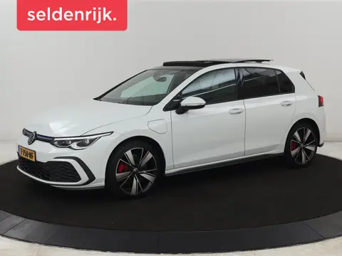 Volkswagen Golf 1.4 eHybrid GTE | SOH 93% | Panoramadak | Stoelverwarming | Adaptive cruise | Carpla