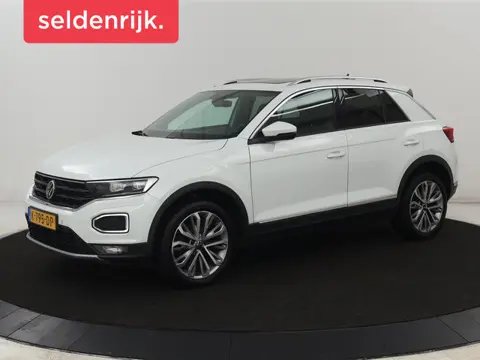 Volkswagen T-Roc 1.5 TSI Sport | Panoramadak | Adaptive cruise |  Keyless | Carplay | Navigatie | Fu