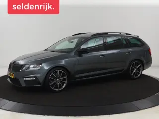 Skoda Octavia 2.0 TSI RS 245 Business | Panoramadak |  Stoelverwarming | Adaptive cruise | Camera | 