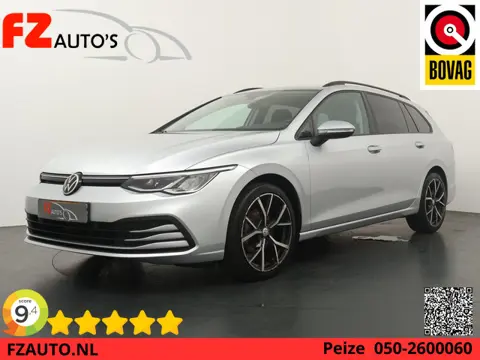 Volkswagen Golf Variant 1.0 eTSI Life Business - Navigatie - Trekhaak - Stoelverwarming - Apple Carp