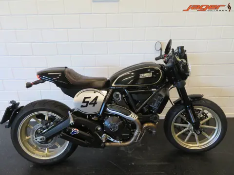 Ducati SCRAMBLER CAFE RACER 800 PERFECT! (bj 2017)