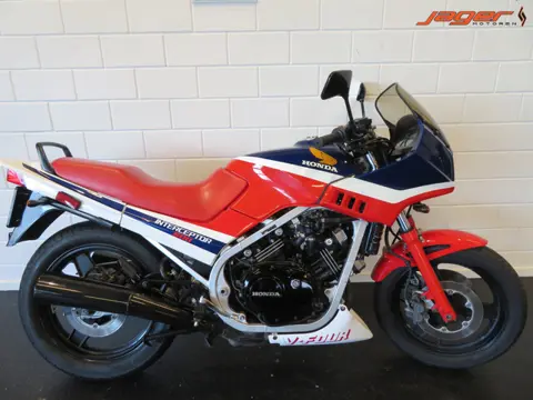 Honda VF 500 F2 VF500 PERFECT! HISTORIE (bj 1986)