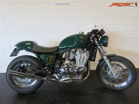 Triumph THUNDERBIRD 900 SPORT NIEUWSTAAT!! (bj 2003)