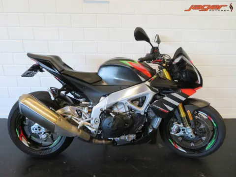 Aprilia TUONO V4 1100 FACTORY NIEUWSTAAT! (bj 2020)