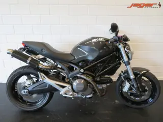 Ducati MONSTER 696 CARBON VERSIE PERFECT! (bj 2009)